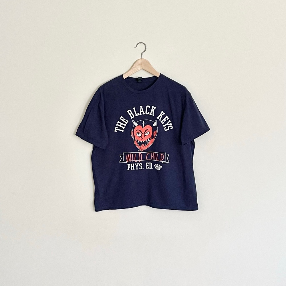 NEW The Black Keys Wild Child Dropout Boogie 2022 Tour T Shirt Adult size Large